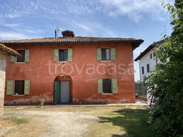 casa indipendente in vendita a Modena in zona Madonnina / Quattro Ville