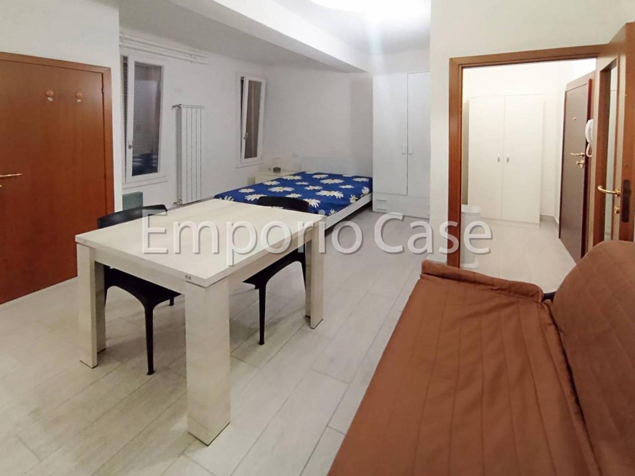 appartamento in vendita a Modena in zona Centro Storico