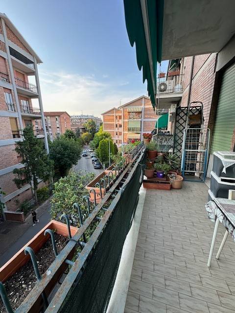 appartamento in vendita a Modena in zona San Lazzaro / Modena Est