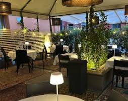 negozio in vendita a Modena in zona San Lazzaro / Modena Est