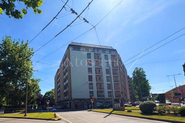 appartamento in vendita a Modena in zona Centro Storico