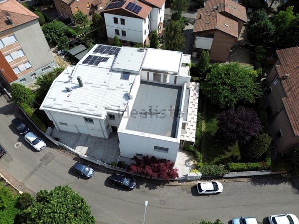 casa indipendente in vendita a Modena in zona Sant'Agnese