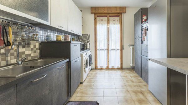 appartamento in vendita a Modena in zona Lesignana