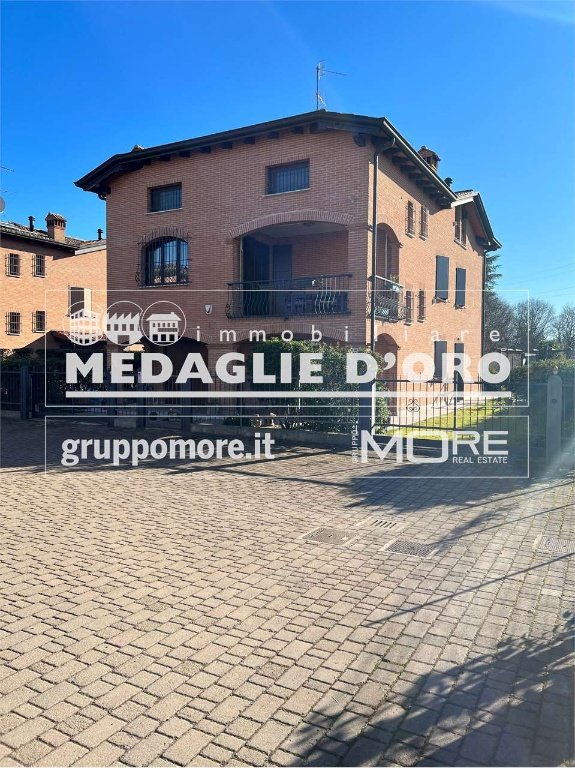 casa indipendente in vendita a Modena in zona Madonnina / Quattro Ville