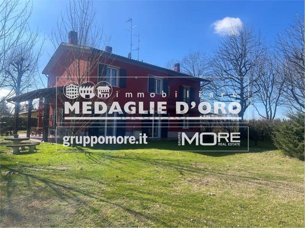 casa indipendente in vendita a Modena in zona Buon Pastore