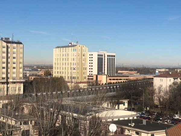 appartamento in vendita a Modena in zona Centro Storico