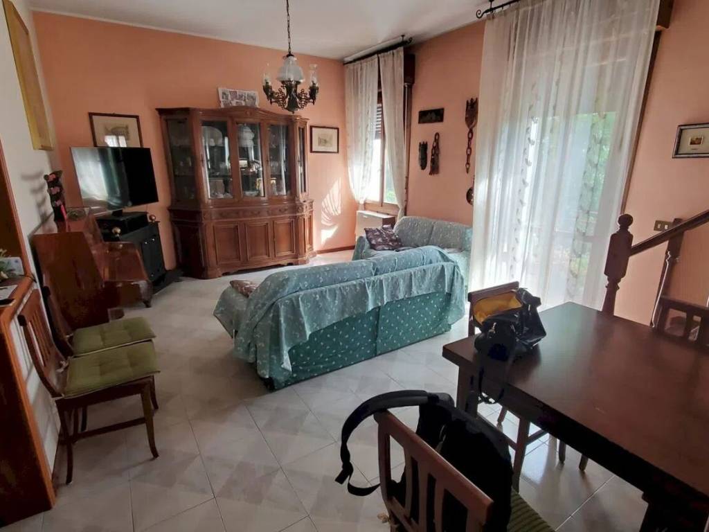 appartamento in vendita a Modena in zona Centro Storico