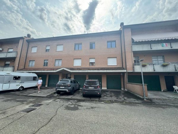appartamento in vendita a Modena in zona Crocetta