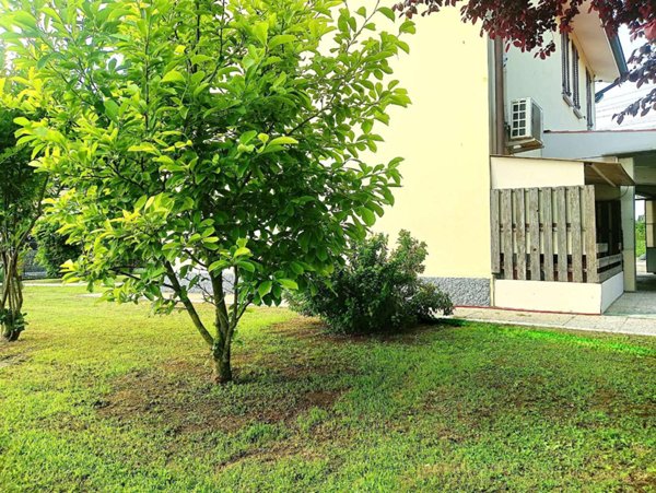 casa indipendente in vendita a Modena in zona Crocetta