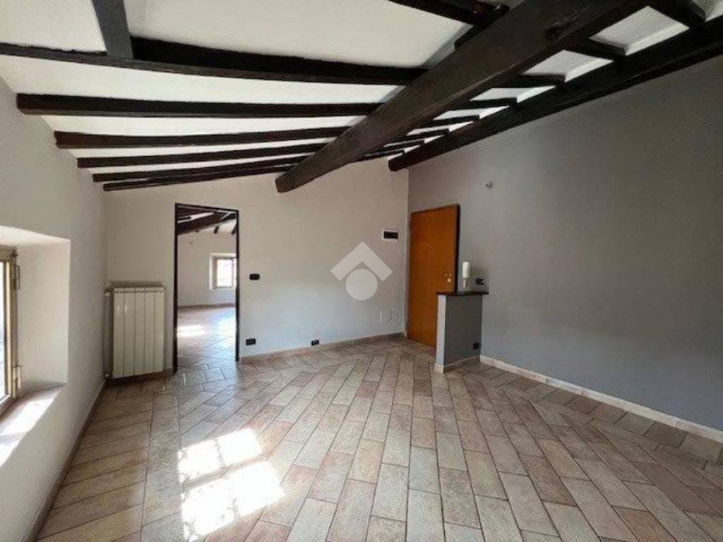 appartamento in vendita a Modena in zona Centro Storico