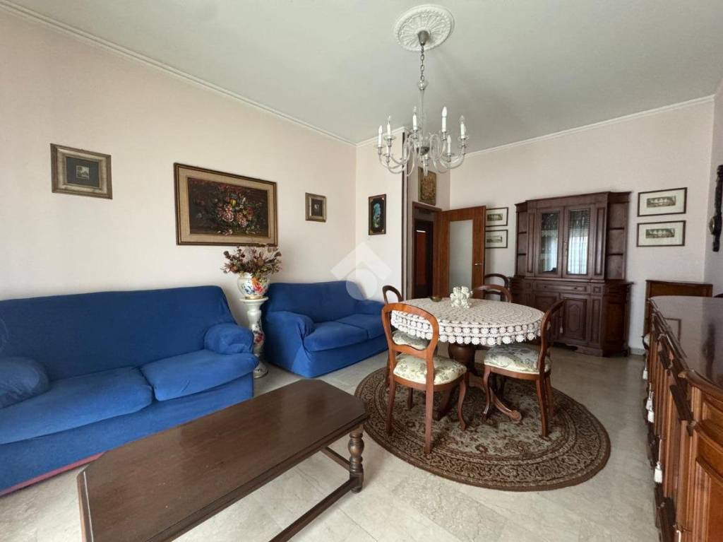 appartamento in vendita a Modena in zona Buon Pastore