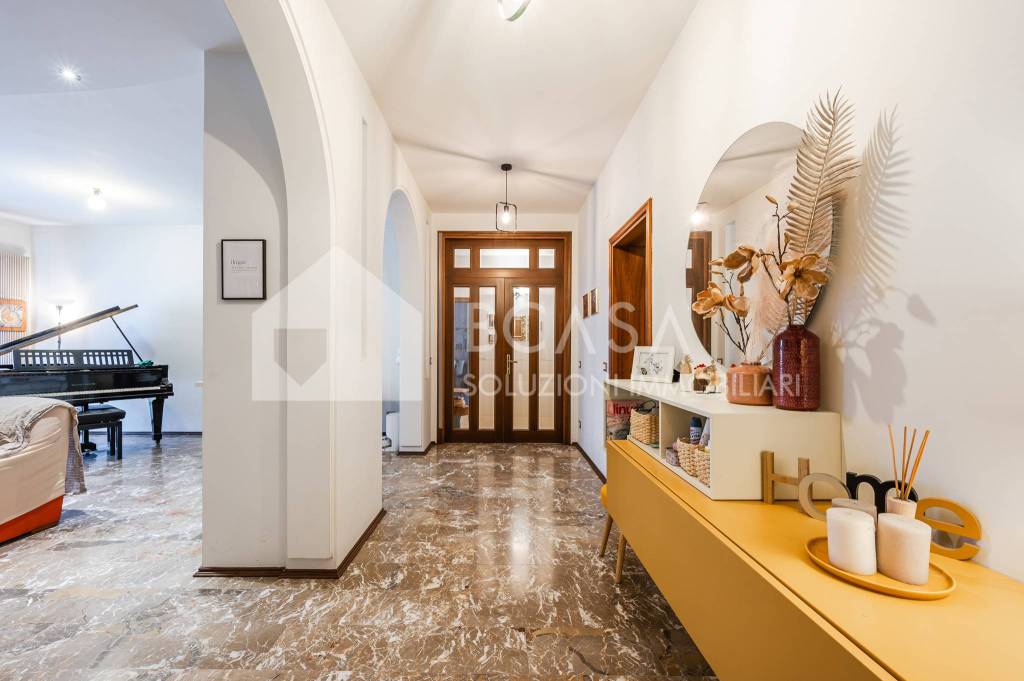 appartamento in vendita a Modena in zona Buon Pastore