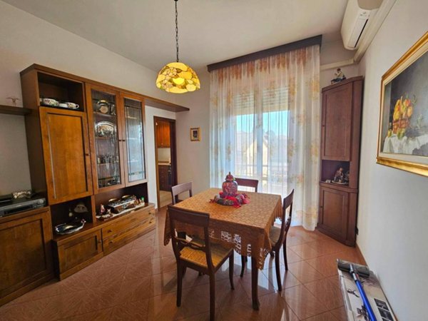casa indipendente in vendita a Modena in zona Lesignana