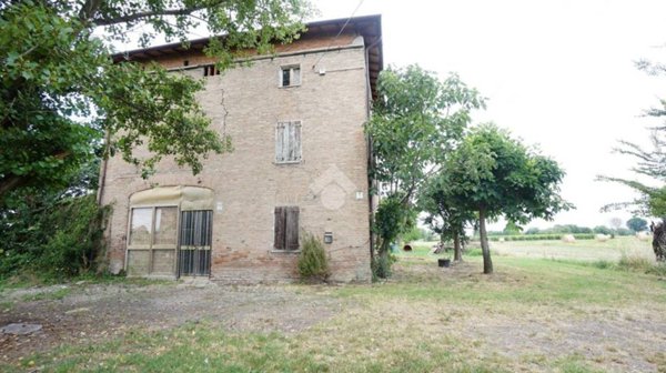 casa indipendente in vendita a Modena in zona Baggiovara