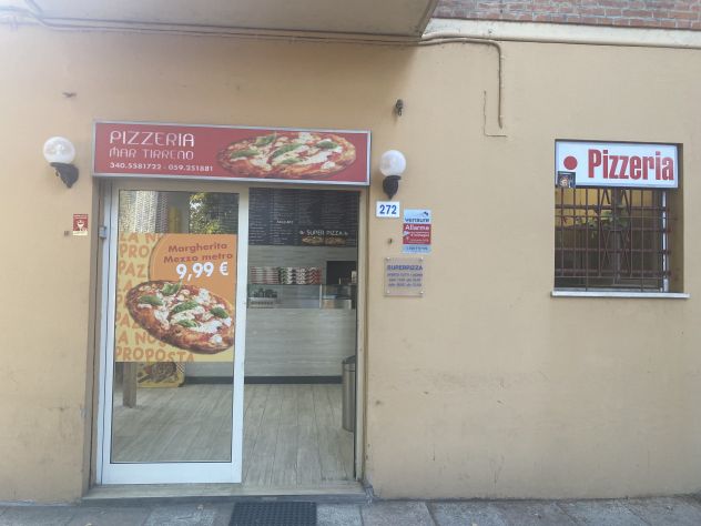 negozio in vendita a Modena