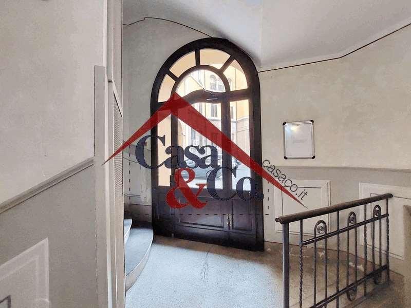 negozio in vendita a Modena in zona San Cataldo