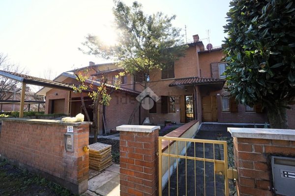 casa indipendente in vendita a Modena in zona Baggiovara