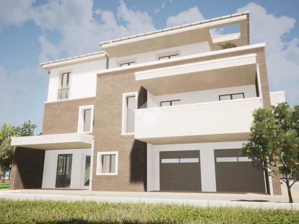 casa indipendente in vendita a Modena