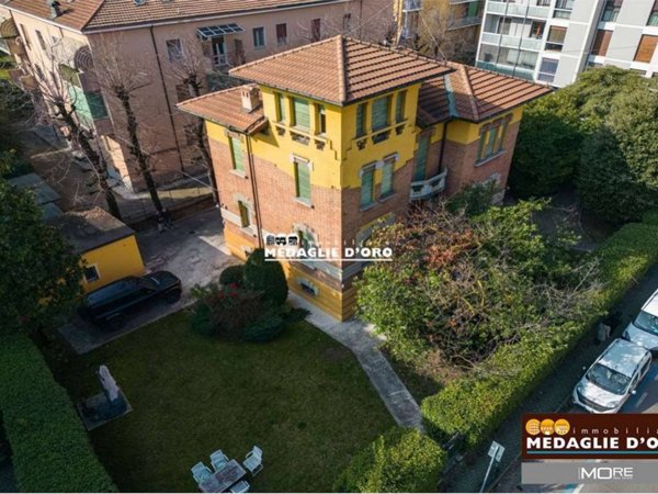 casa indipendente in vendita a Modena in zona Sant'Agnese