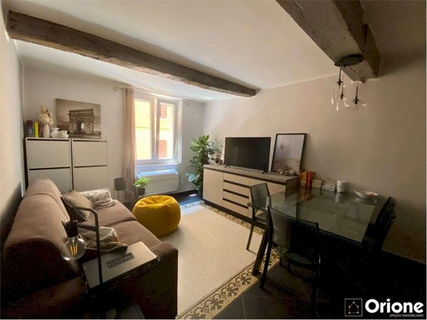 appartamento in vendita a Modena in zona Centro Storico