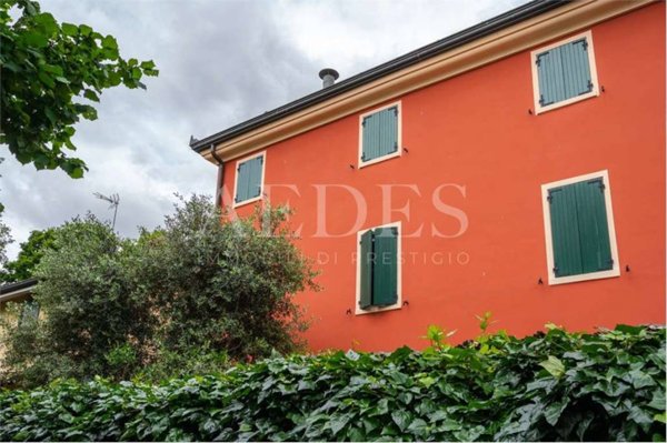 casa indipendente in vendita a Modena in zona Baggiovara