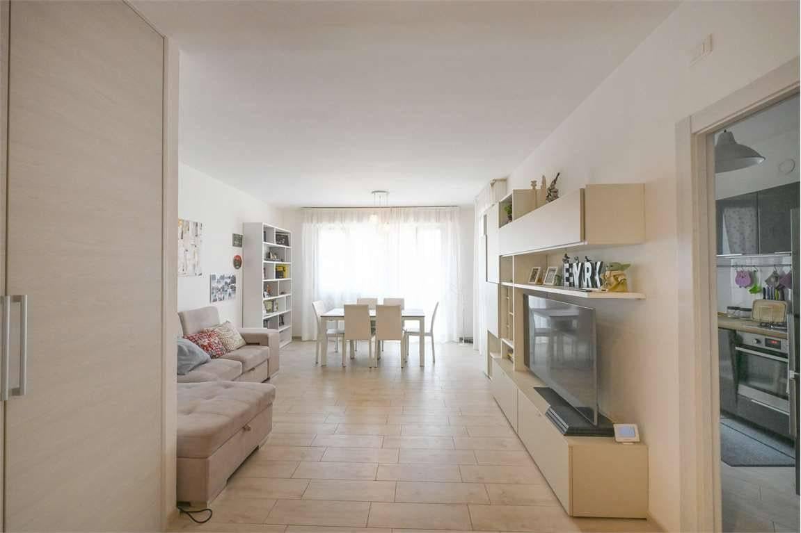 appartamento in vendita a Modena in zona Buon Pastore