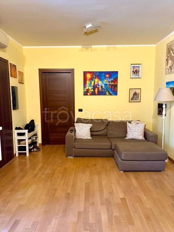 appartamento in vendita a Modena in zona Centro Storico
