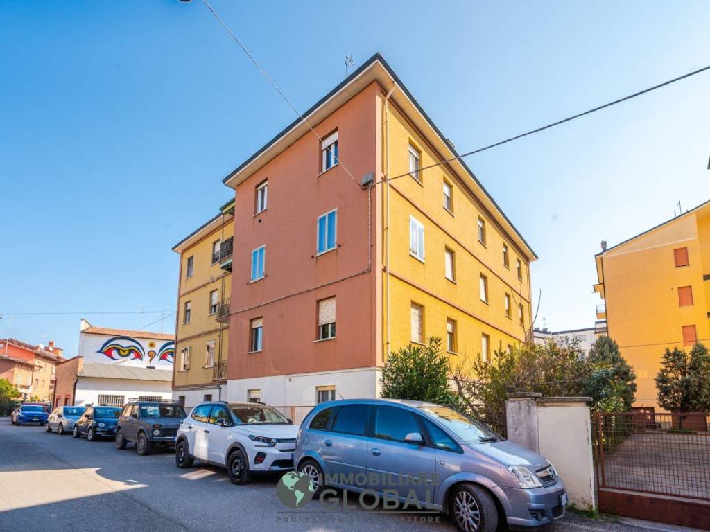 appartamento in vendita a Modena in zona Buon Pastore