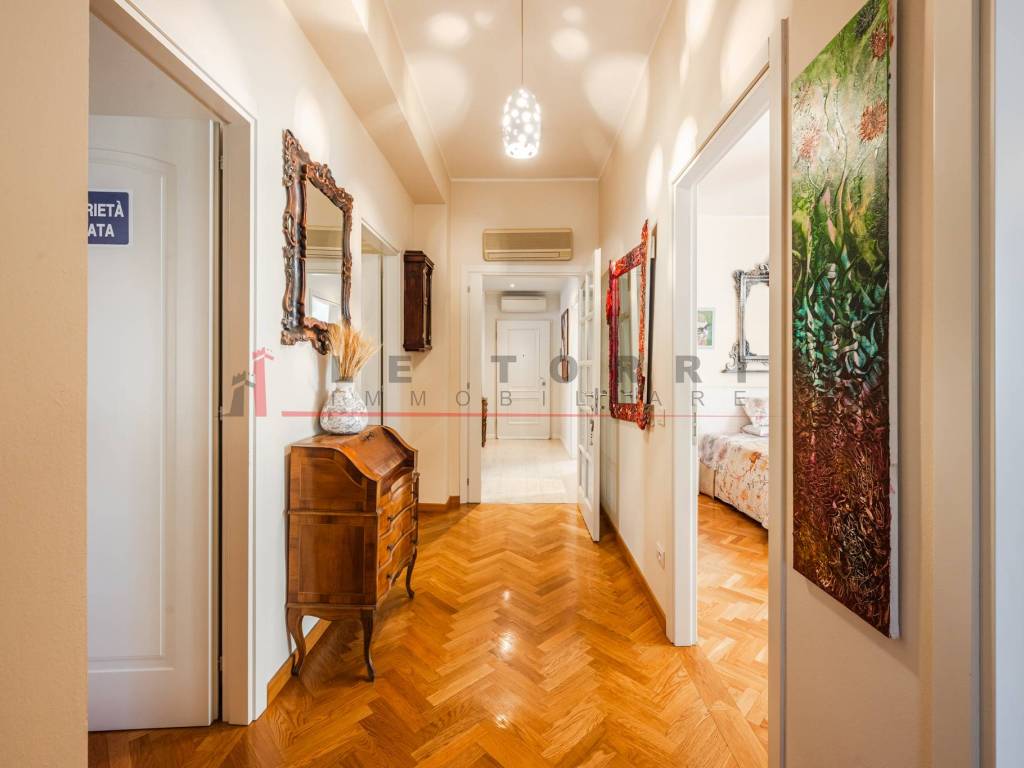 casa indipendente in vendita a Modena in zona Madonnina / Quattro Ville