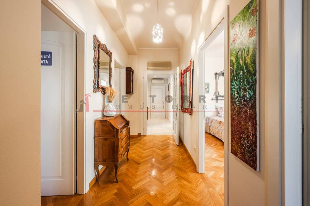 casa indipendente in vendita a Modena in zona Madonnina / Quattro Ville