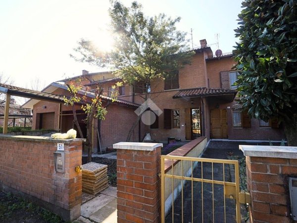 casa indipendente in vendita a Modena in zona Baggiovara