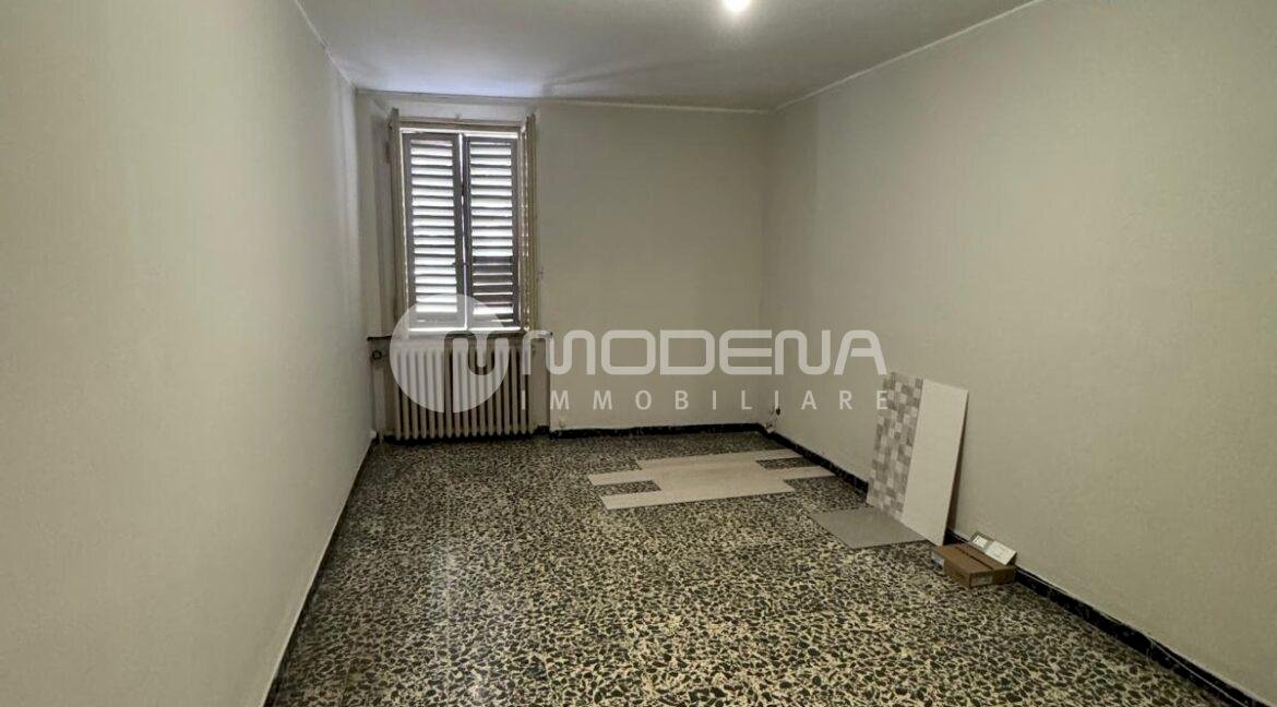 appartamento in vendita a Modena in zona Centro Storico
