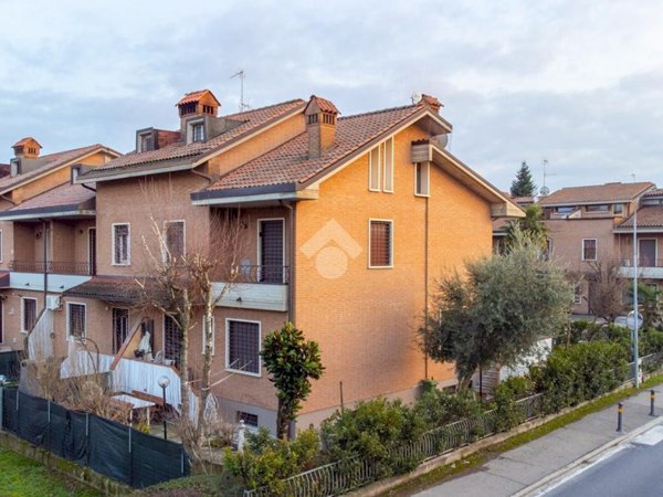 casa indipendente in vendita a Modena in zona Marzaglia