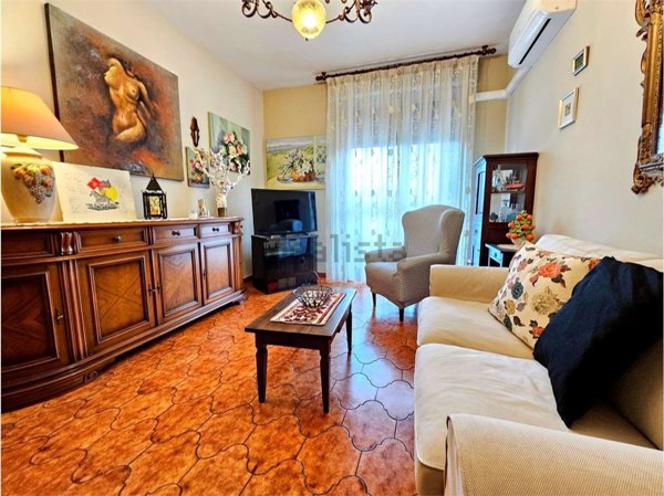 appartamento in vendita a Modena in zona San Lazzaro / Modena Est