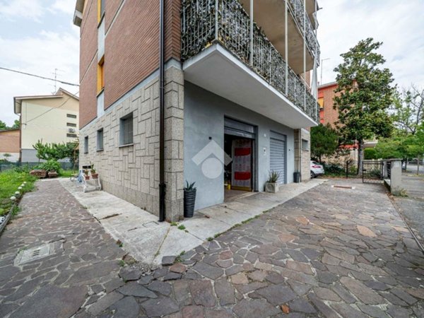casa indipendente in vendita a Modena in zona San Lazzaro / Modena Est