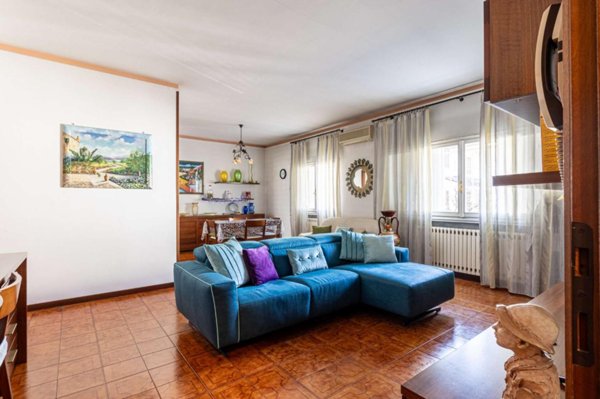 casa indipendente in vendita a Modena in zona Lesignana