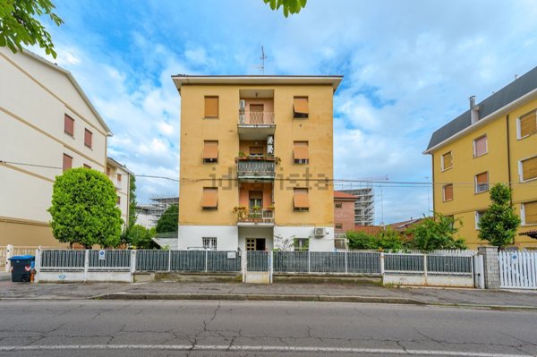 appartamento in vendita a Modena in zona Buon Pastore