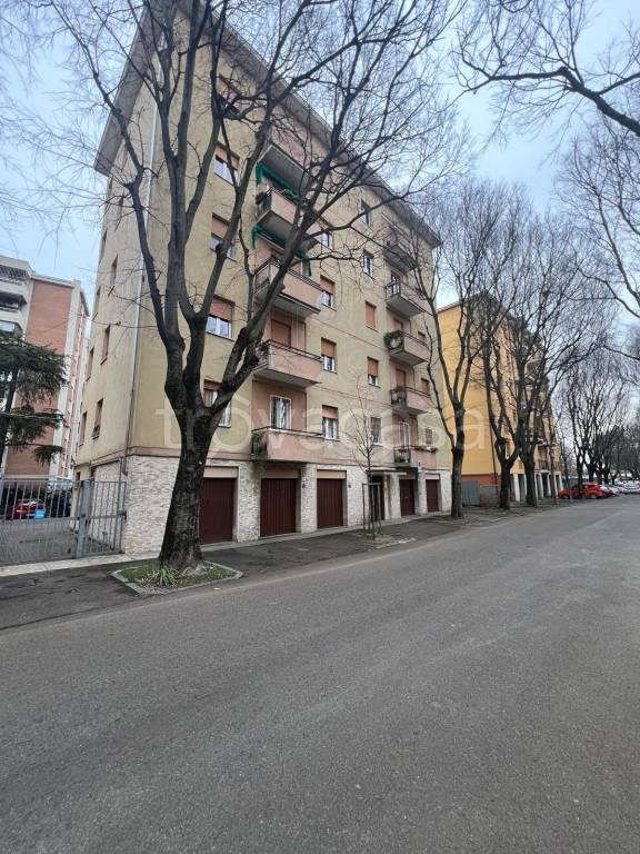 appartamento in vendita a Modena in zona San Cataldo