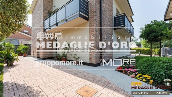 casa indipendente in vendita a Modena in zona Cittanova