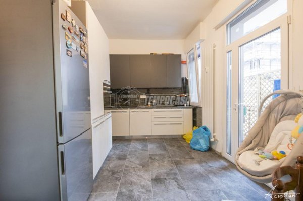 appartamento in vendita a Modena in zona San Lazzaro / Modena Est