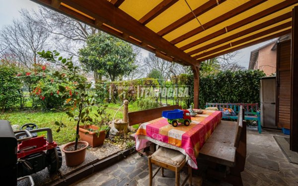 casa indipendente in vendita a Modena in zona San Faustino