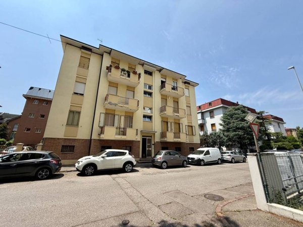 appartamento in vendita a Modena in zona Buon Pastore