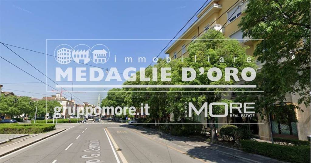 appartamento in vendita a Modena in zona Centro Storico