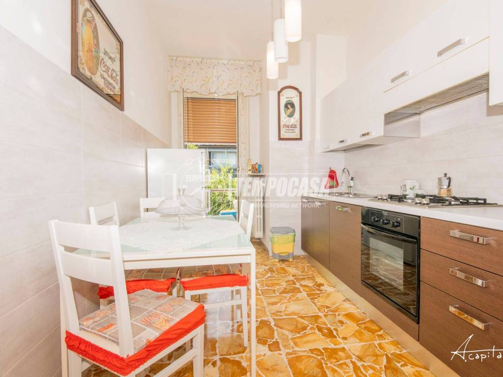 appartamento in vendita a Modena in zona San Lazzaro / Modena Est