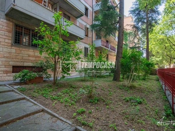 appartamento in vendita a Modena in zona San Lazzaro / Modena Est