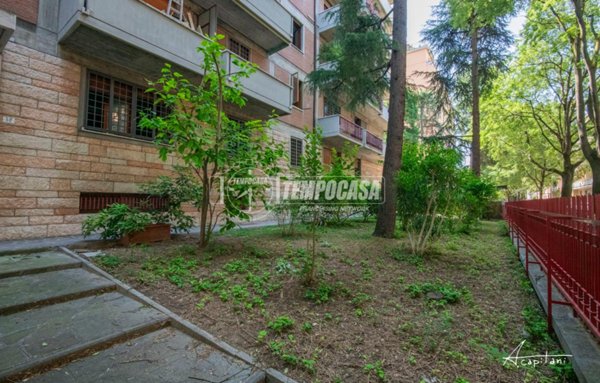 appartamento in vendita a Modena in zona San Lazzaro / Modena Est