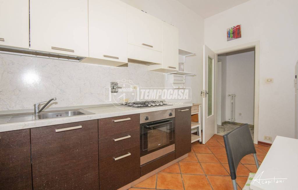 appartamento in vendita a Modena in zona Crocetta