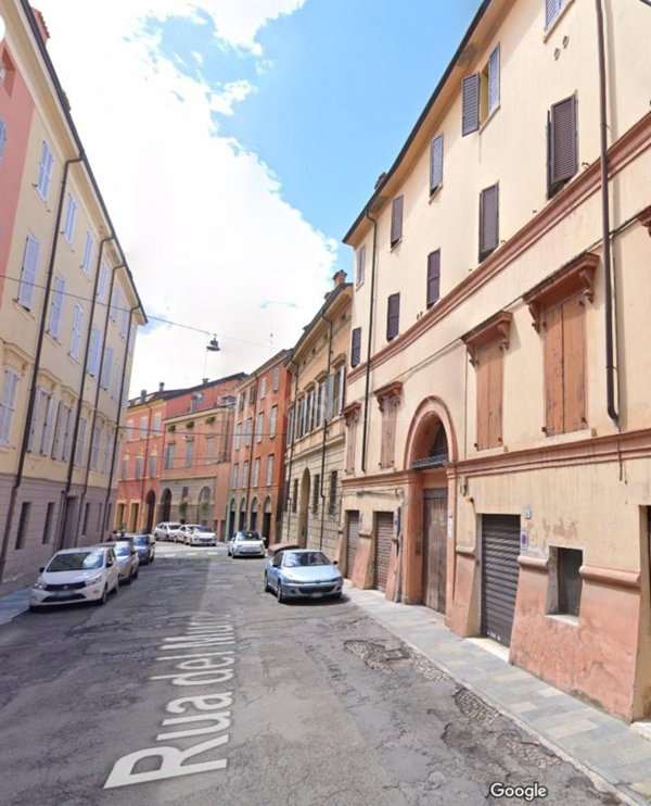 appartamento in vendita a Modena in zona Centro Storico