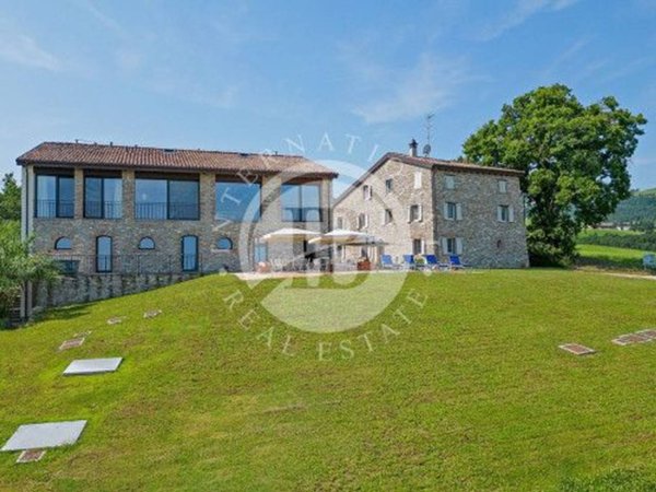 casa indipendente in vendita a Modena in zona San Faustino