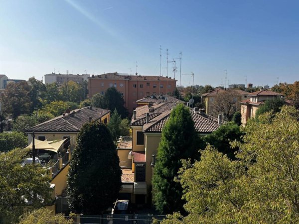 appartamento in vendita a Modena in zona Buon Pastore